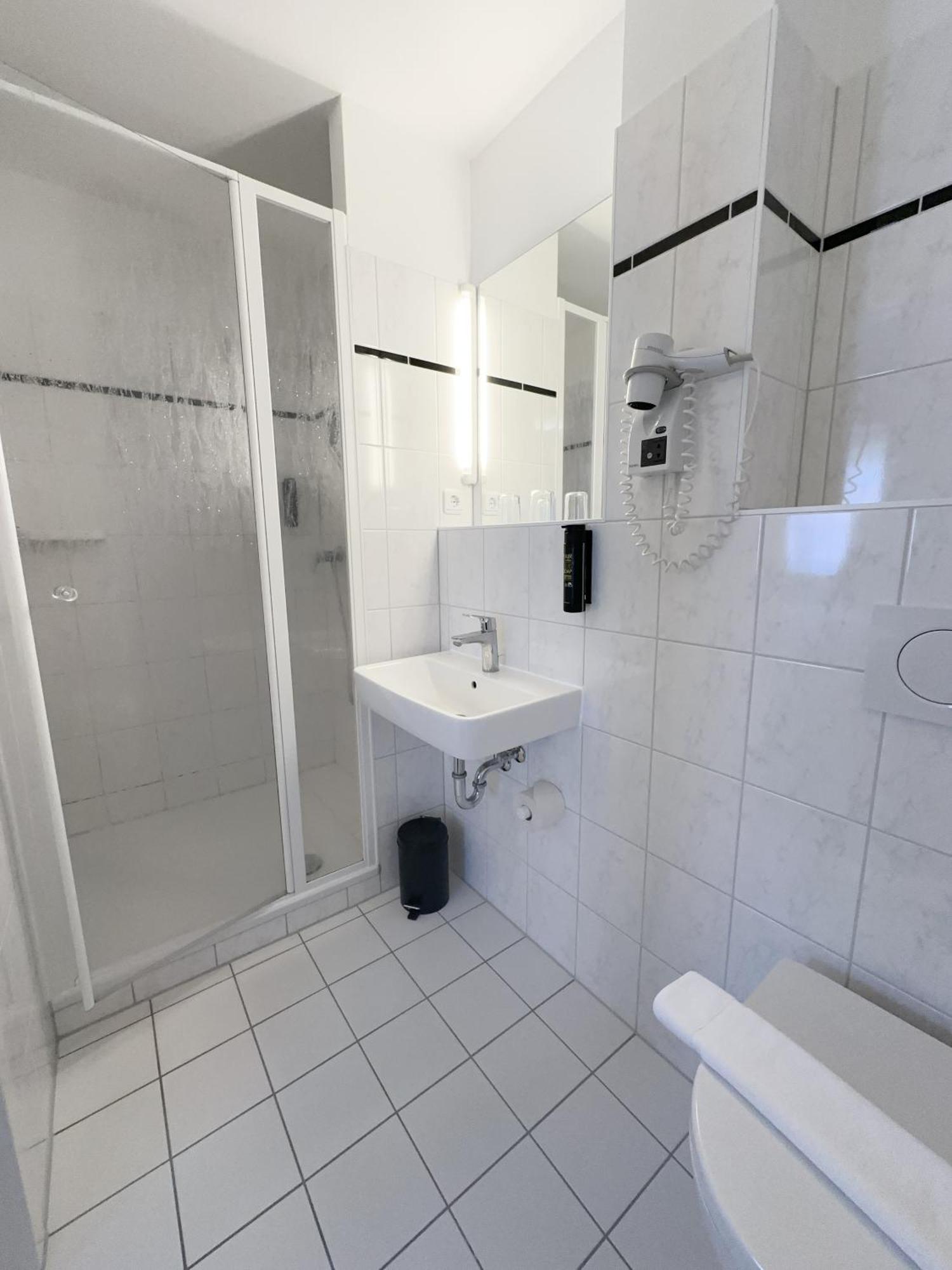 Hotel Berliner Hof Kiel Bagian luar foto