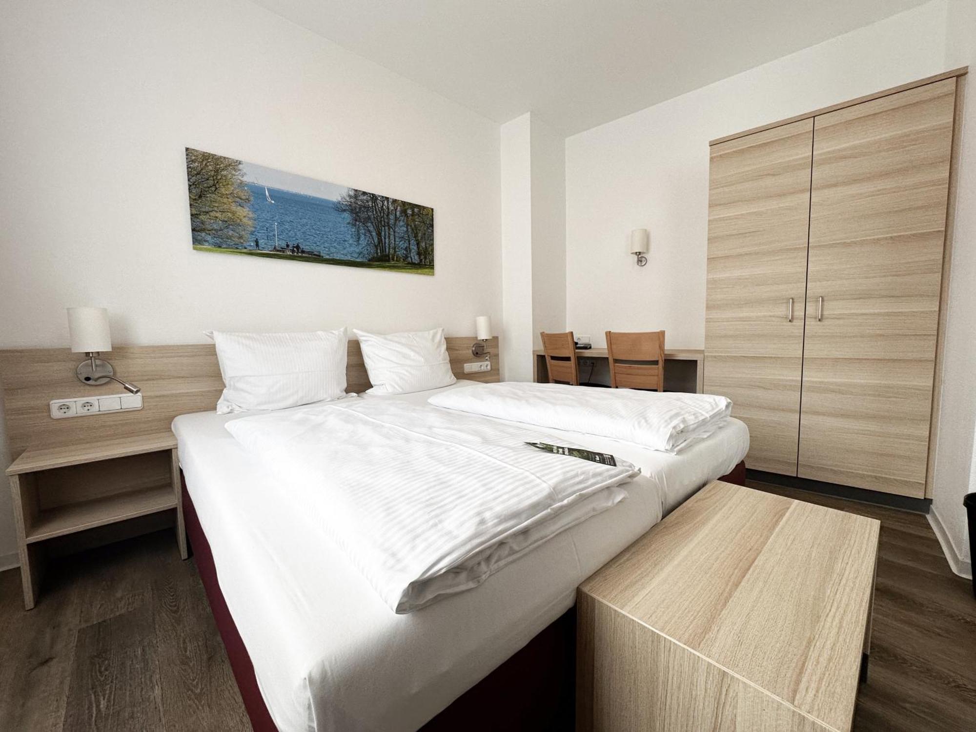 Hotel Berliner Hof Kiel Bagian luar foto