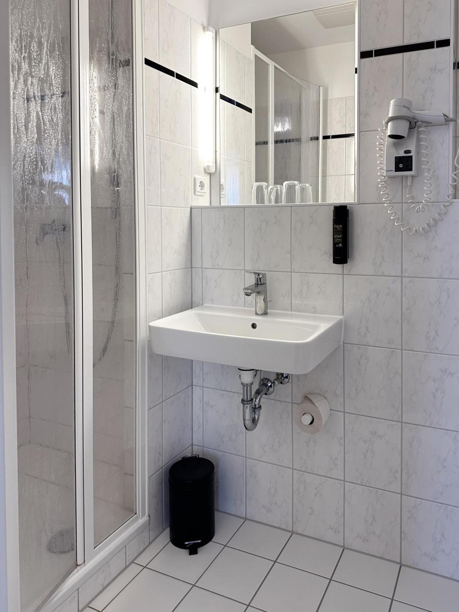 Hotel Berliner Hof Kiel Bagian luar foto