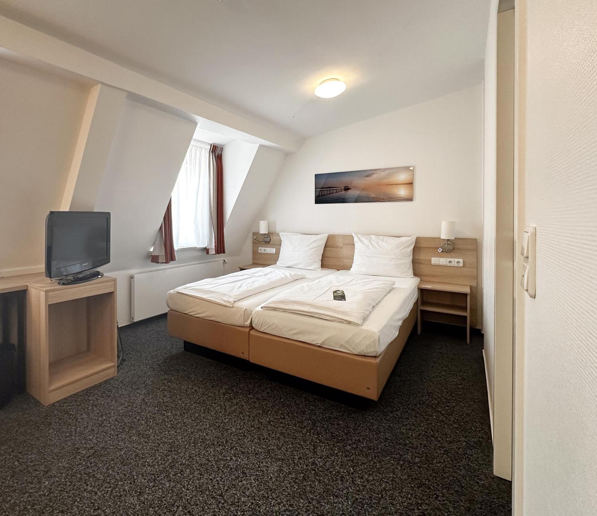 Hotel Berliner Hof Kiel Bagian luar foto