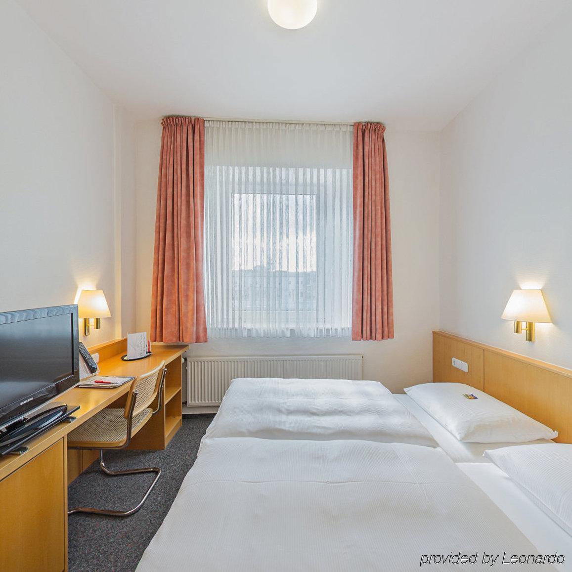 Hotel Berliner Hof Kiel Bagian luar foto